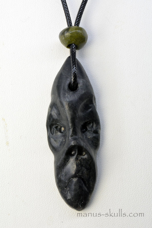 Isua pendant with Greenlandite Slide bead