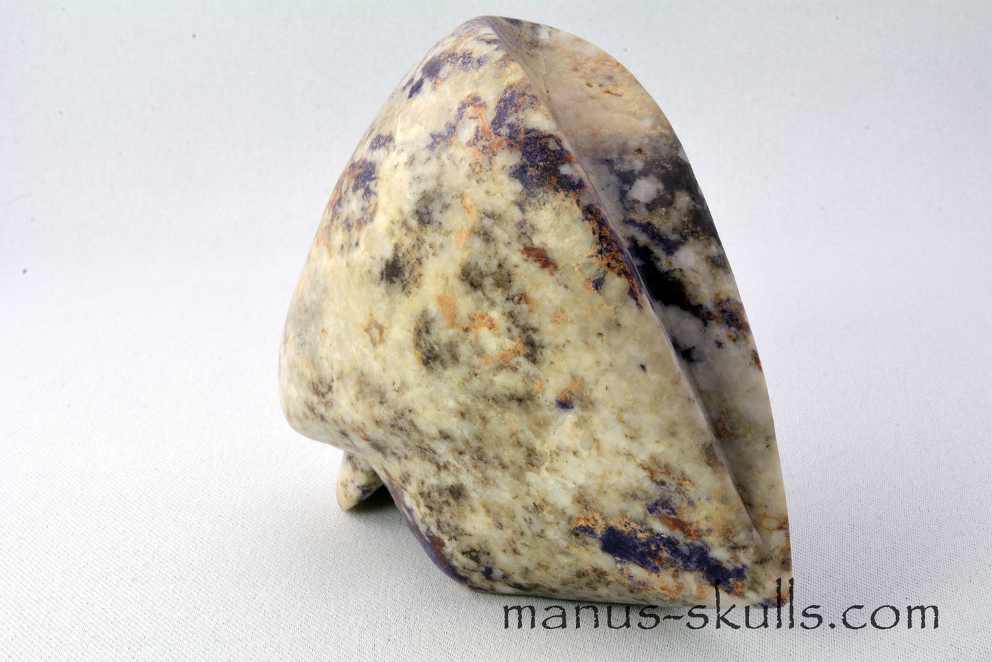 Tiffany Stone / Bertrandite Skull