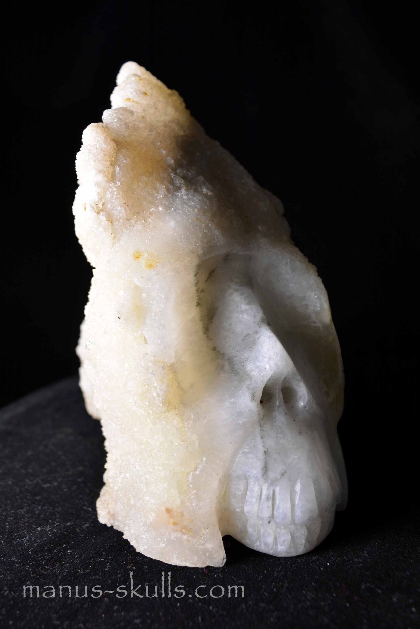 Apophyllite Skull