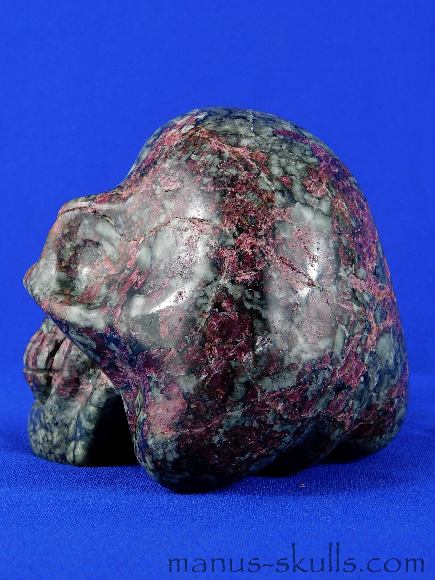 Eudialyte (Russia) Skull