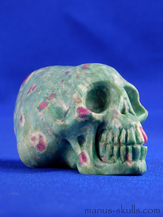 Ruby in Fuchsite Traveller Skull