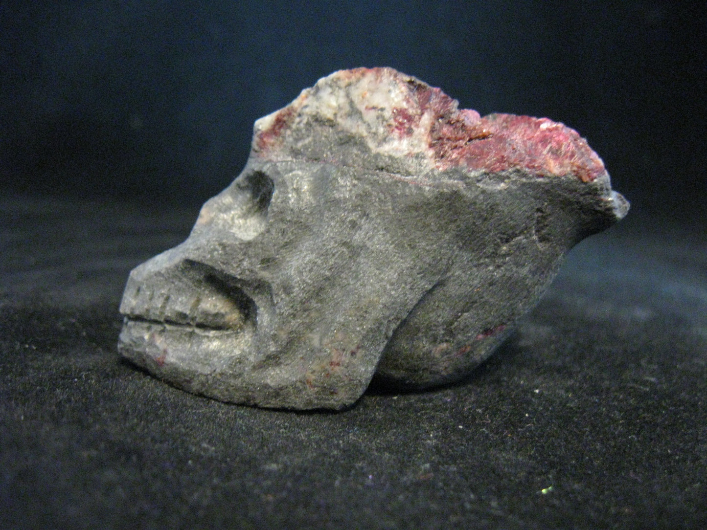 Cobalto Calcite Skull