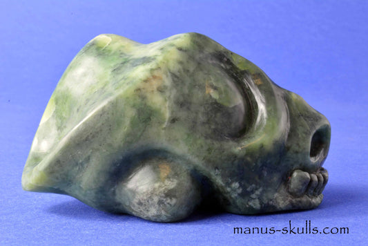 Nefrite Jade Skull