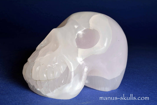 Mangano Calcite Skull