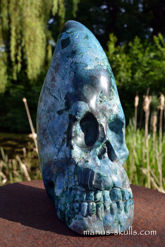 Shattuckite Malachite Conehead Skull