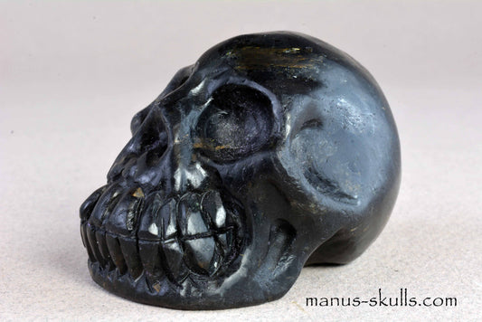 Nuummite Skull